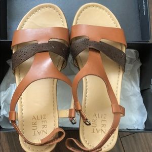 Naturalizer Sandals